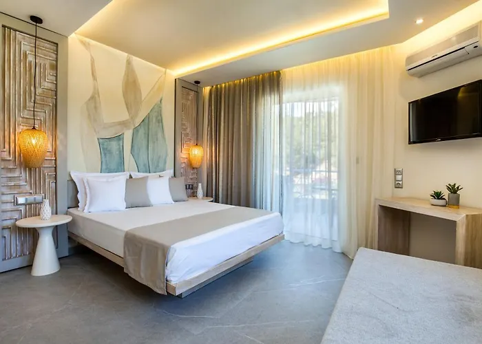 Bay 4* يميناريا