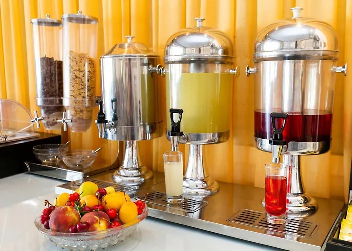 Bay فندق يميناريا