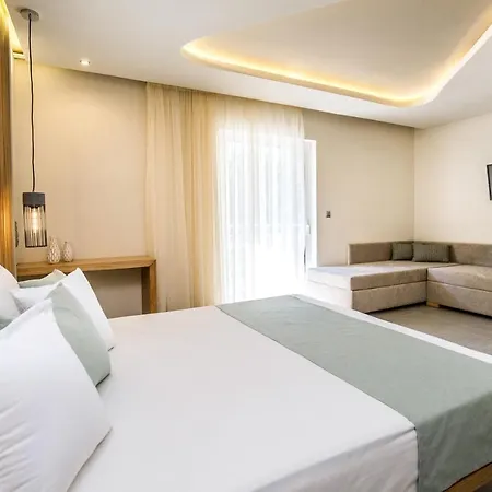 Ξενοδοχείο Bay 4*