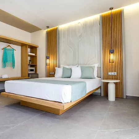 Hotel Bay 4*