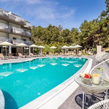 Bay Hotel