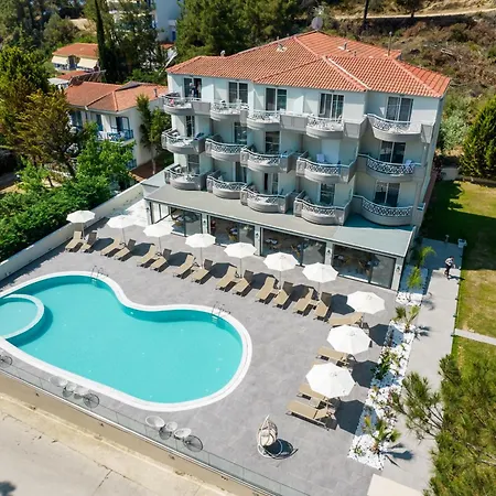 Bay Hotel 4*