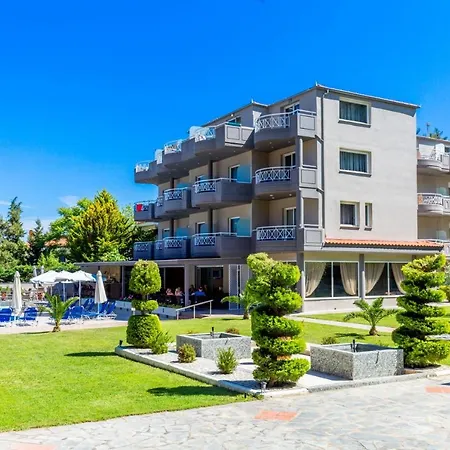 Bay Hotel 4*